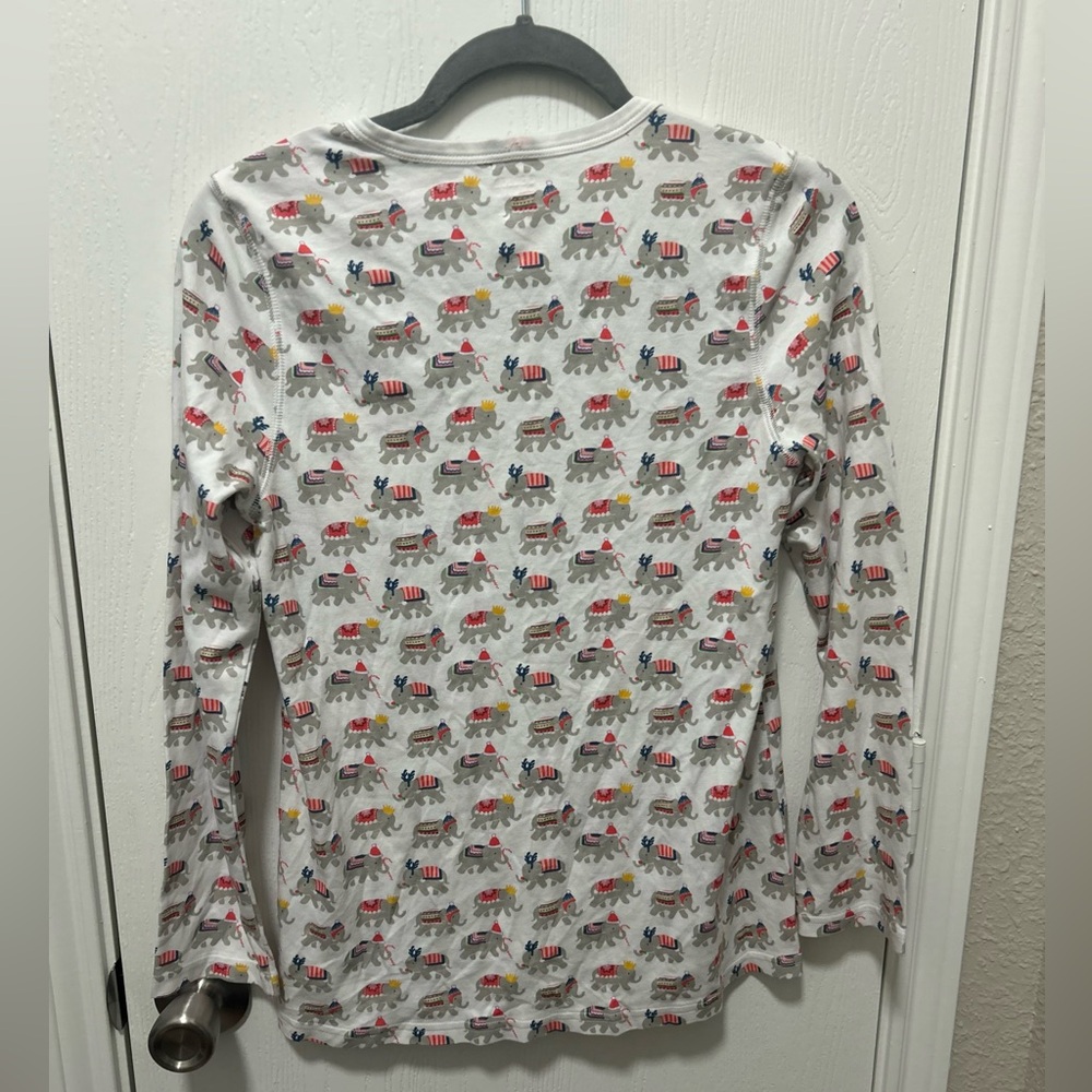 Roller Rabbit Long Sleeved Christmas Hathi top Size small - Picture 4 of 7